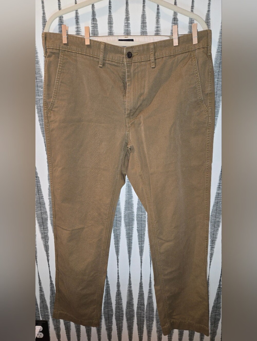 Levi’s Two Horse Brand Men’s Khaki Brown Chino Pants Straight Leg Size 34x34